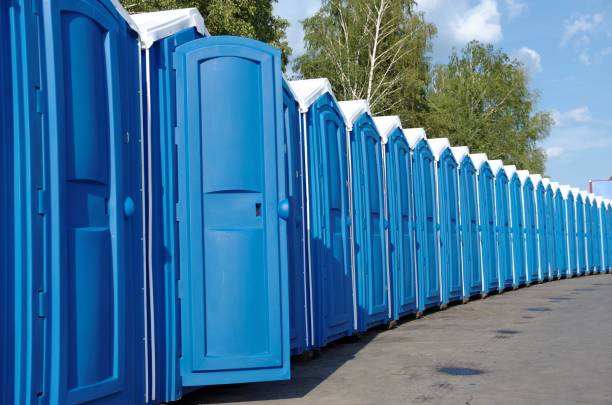Portable Toilet Options We Offer in Cedarville, AR